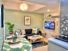 Amazing 2BR with Pool View at Boracay Tower, Azure